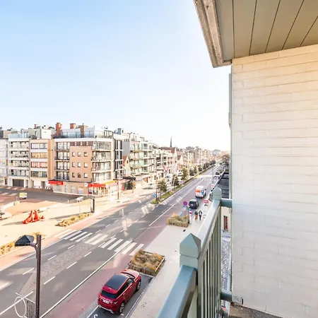 公寓 By The Coast With Sunny Terrace 东代恩凯尔克