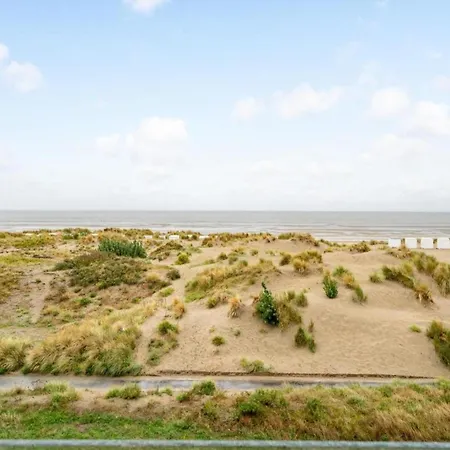 Gaul3 Within Walking Distance Of The Sea Oostduinkerke